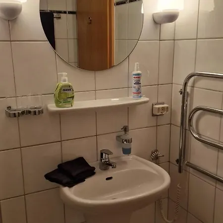 Platanenhof Lindenstrasse 32a * باد ايسن